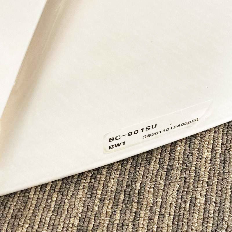 1 ピュアホワイト