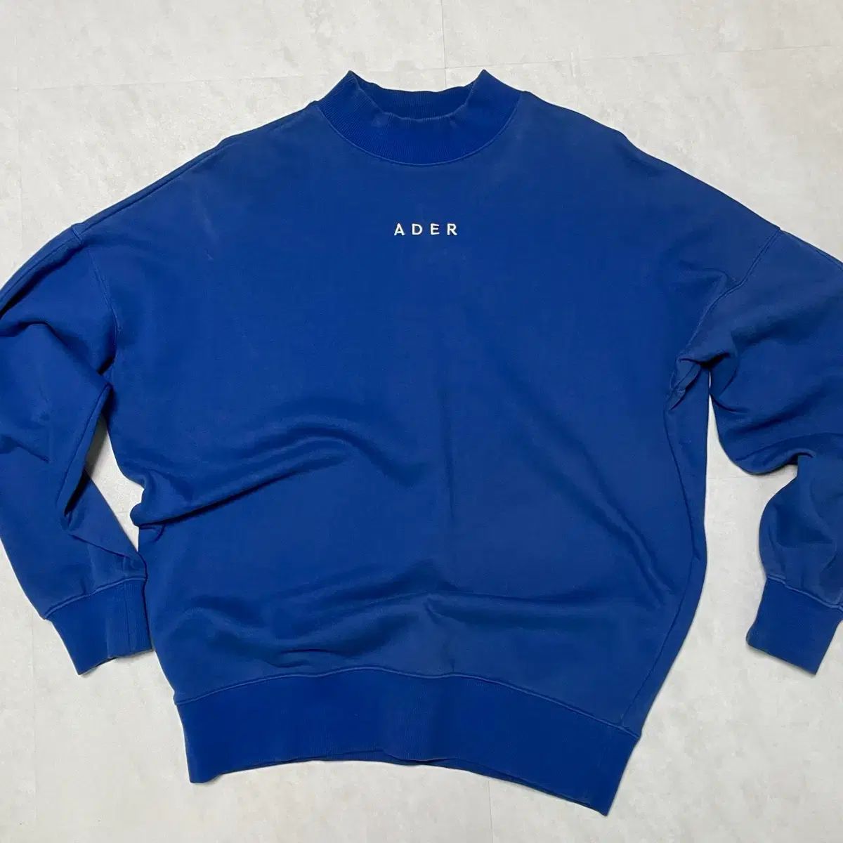 ADER ERROR ブルー スウェットシャツ