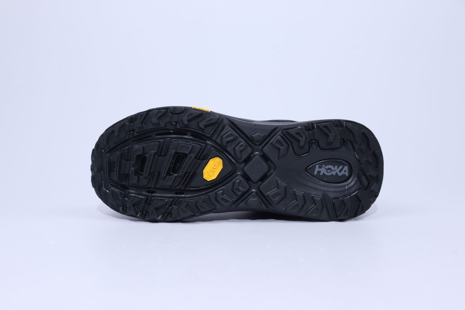 ONE ホカオネオネ