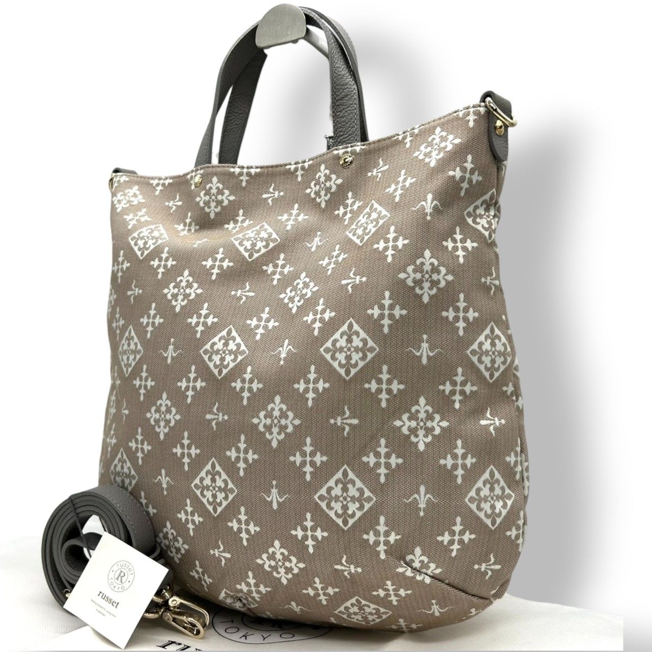 ♥級 ラシット russet 2 WAY トートバッグ ショルダーバッグ 斜め掛け可 A 4収納可 モノグラム 総柄 キャンバス レザー 本革 軽量 日本製 ベージュ グレー レディース 通勤 通学 U