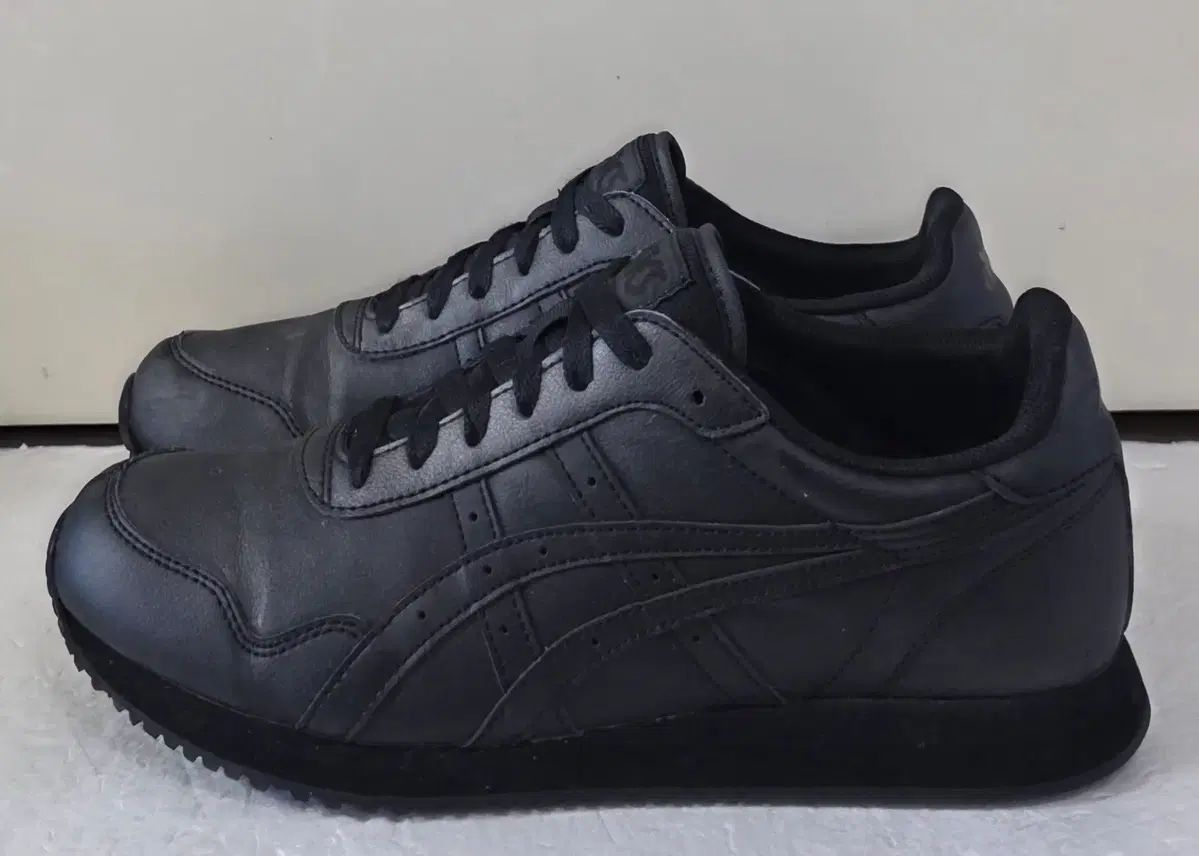 280 アシックス タイガーランナー トリプルブラック 廃盤 実物