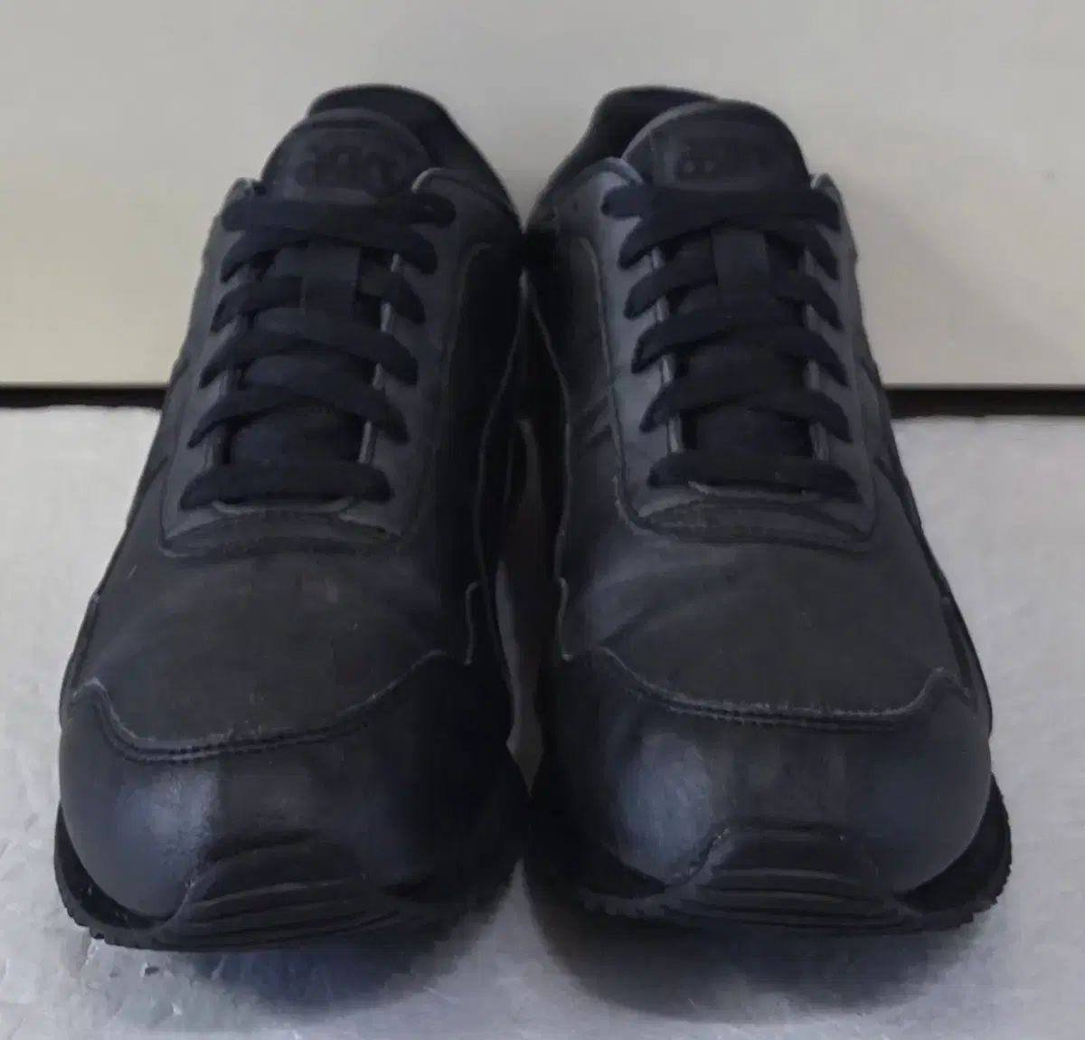 タイガーランナー トリプルブラック