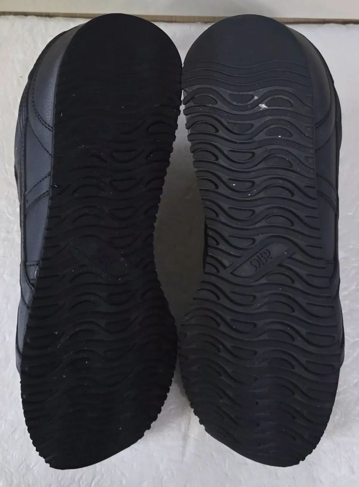  280 アシックス タイガーランナー トリプルブラック 廃盤 実物 スニーカー 靴