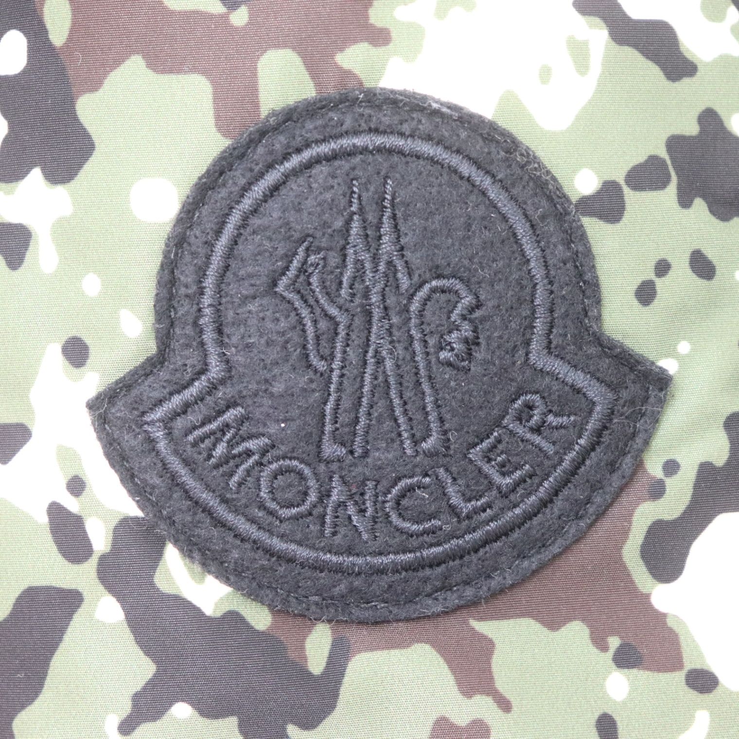 ITA7IH6AY8SM 極美品 国内正規品 MONCLER モンクレール SCIARPA