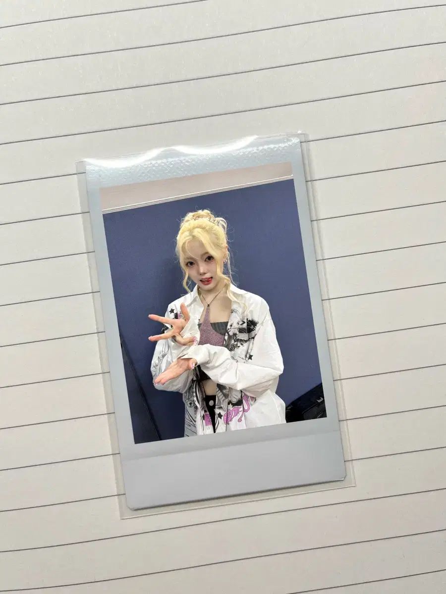 キララス ドヨン サイン入りチェキ ポラロイド