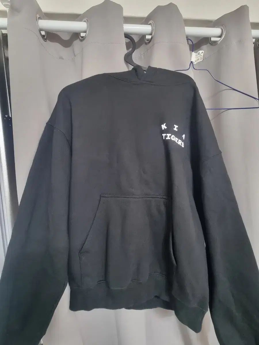 KIAタイガース IAB Studio フーディー ブラック