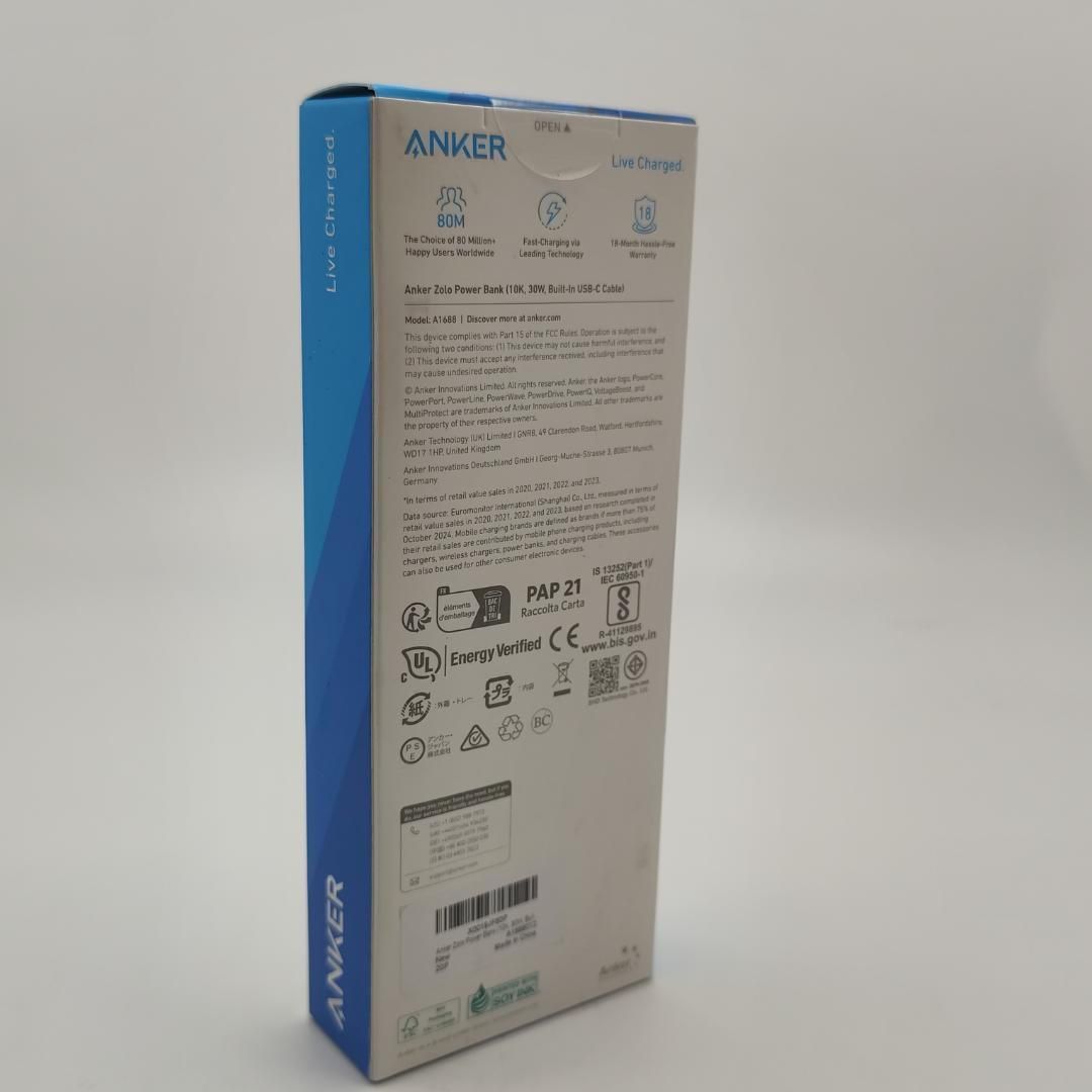 Anker Zolo Power Bank 10000mAh 30W ケーブル一体型 モバイルバッテリー ディスプレイ搭載 USB-C PD PowerIQ PSE適合 ブラック Anker Zolo Power Bank, 10,000mAh 30W Max Fast Portable