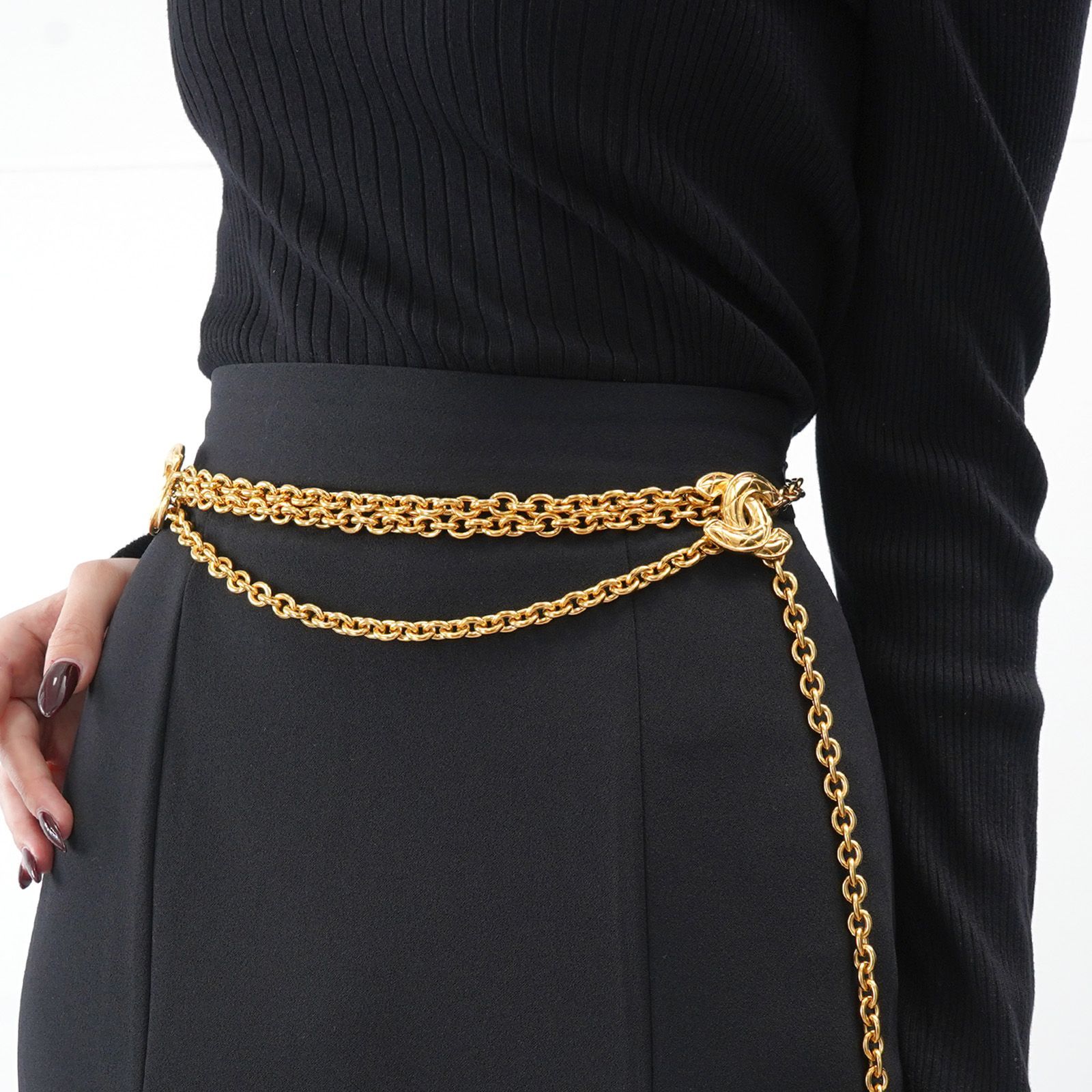 【美品】CHANEL マトラッセ　チェーンベルト　ゴールド　レディース　ロゴ 美品】CHANEL ダブル ココマーク マトラッセ チェーンベルト - メルカリ