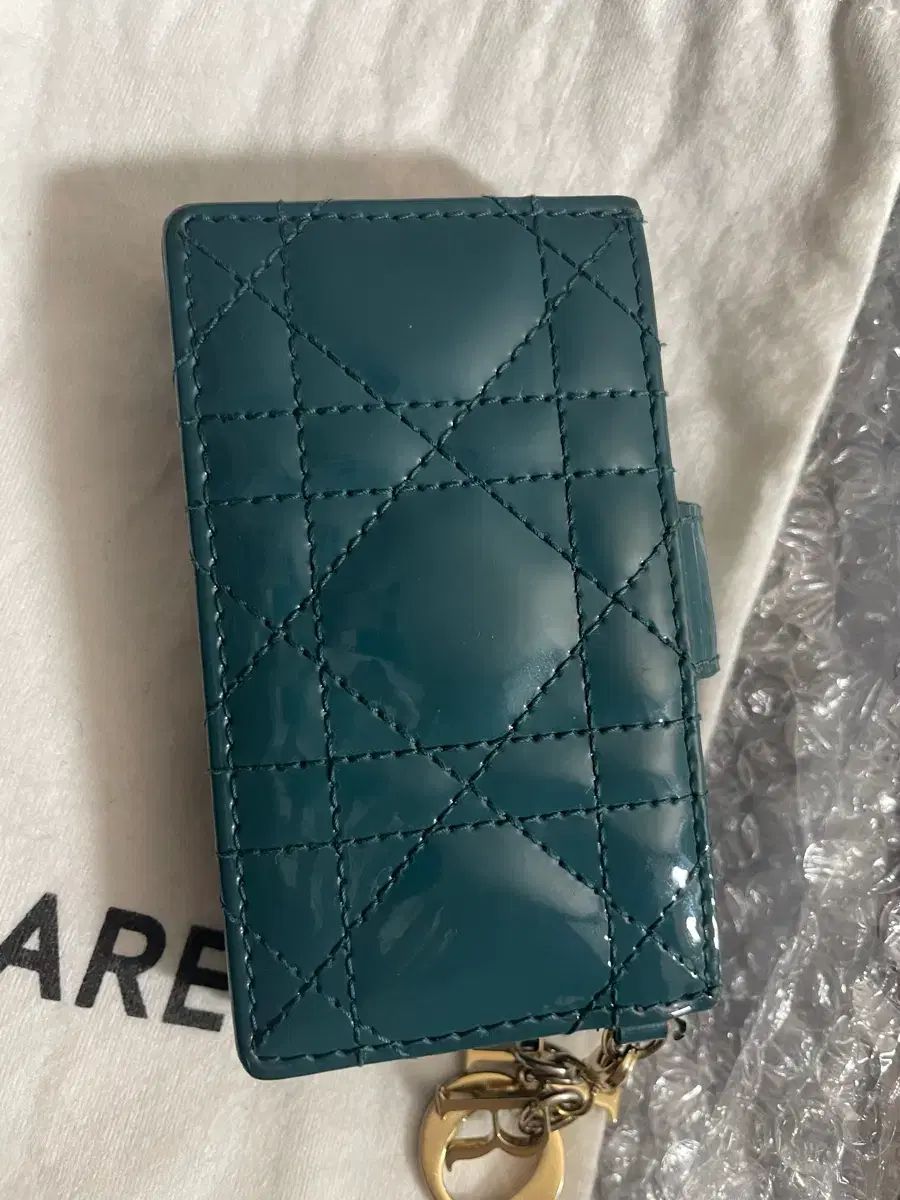 ディオール カナージュ アコーディオン ペアドン ダン 財布