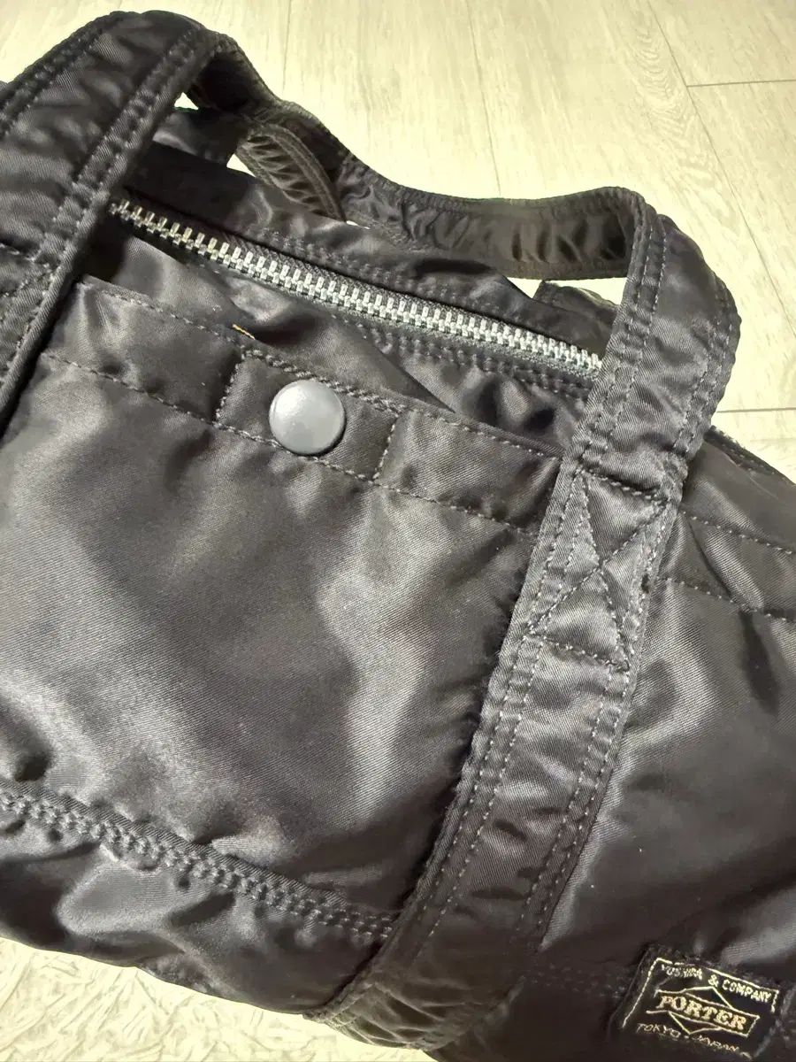 ダッフルバッグ