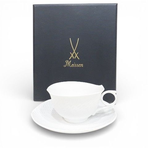 MEISSEN マイセン 波の戯れ 白系 ホワイト ティーカップ＆ソーサー