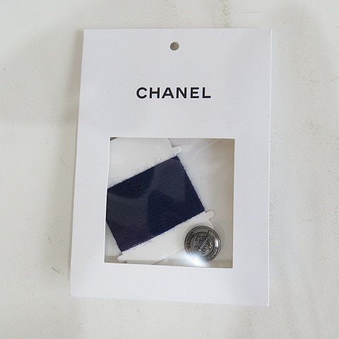 シャネル CHANEL 18 A P 59203 K 07755 BD 229 36 補修糸 替えボタン