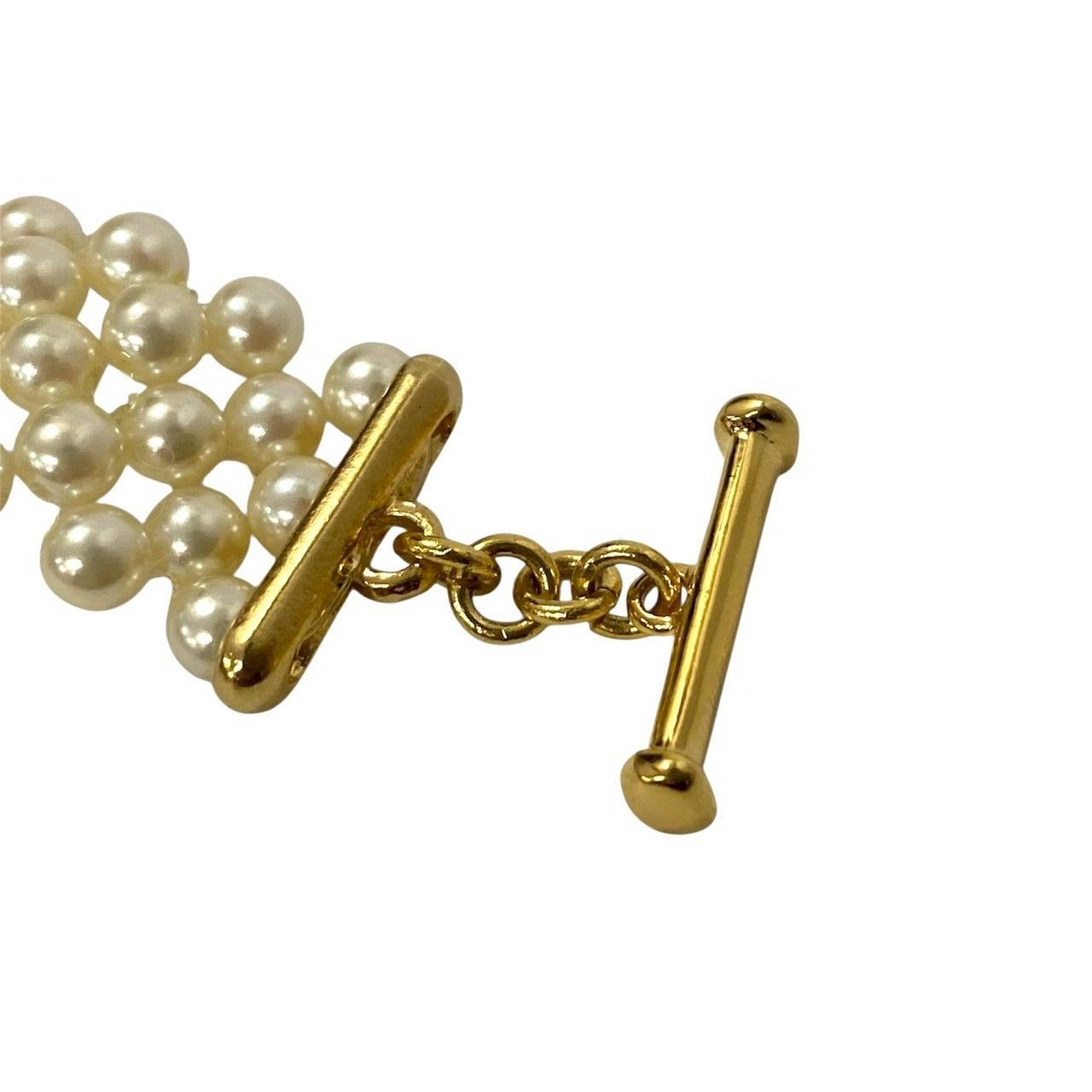 イヴサンローラン　フェイクパール　ハート留め具　ネックレス イヴサンローラン フェイクパール ハート留め具 ネックレス