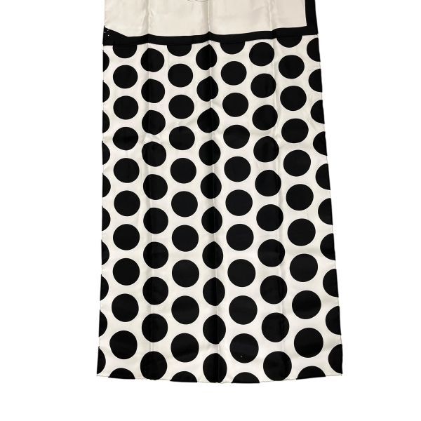 美品 エルメス スペースダービー シルク マフラー レディース 白 ホワイト 黒 ○ エルメス HERMES スカーフ マフラー スペース ダービー Space Derby