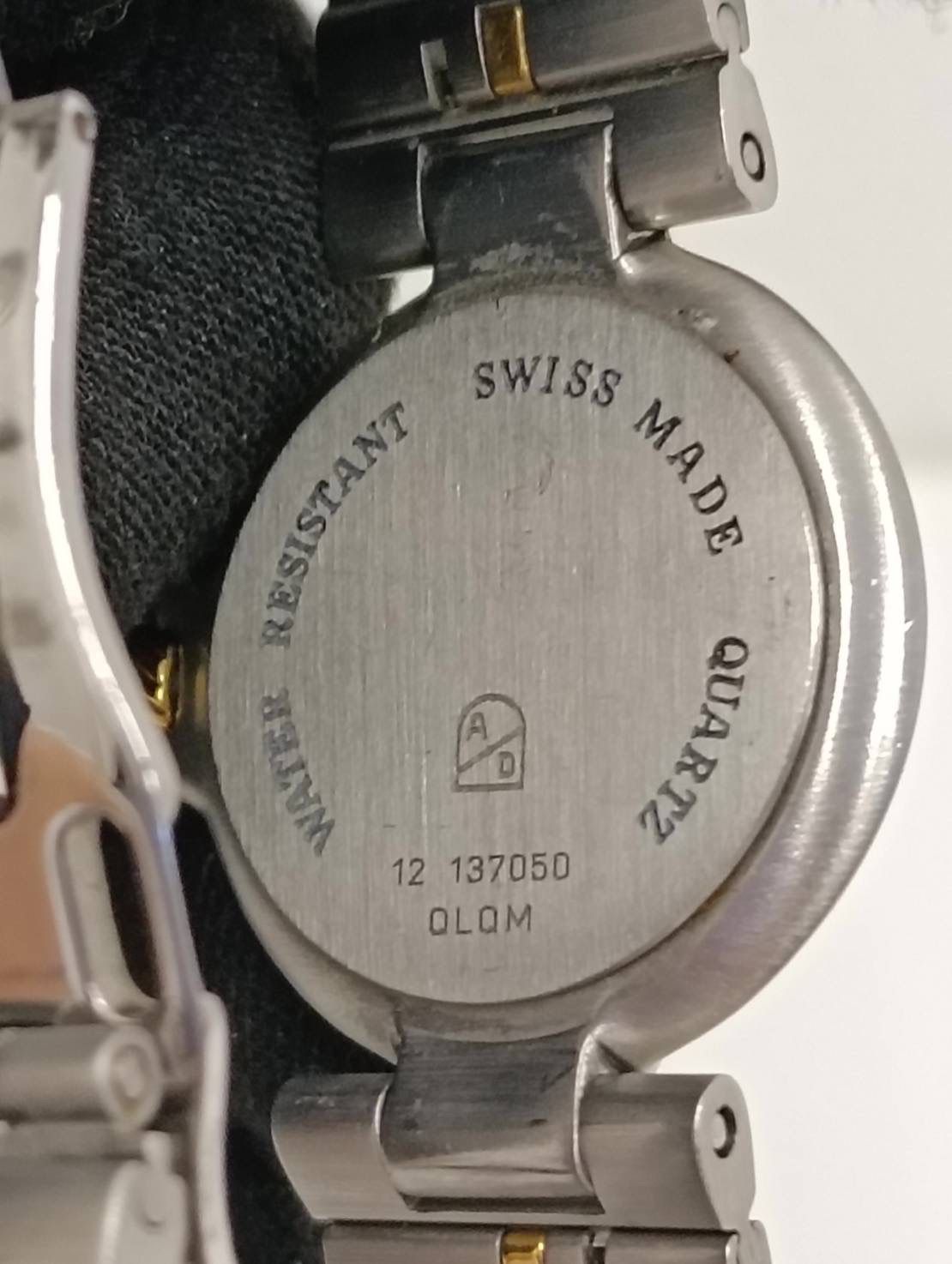  品 Dunhill 腕時計 ミレニアム デイト 白文字盤 ダンヒル 腕時計(クォーツ) 腕時計(アナログ)