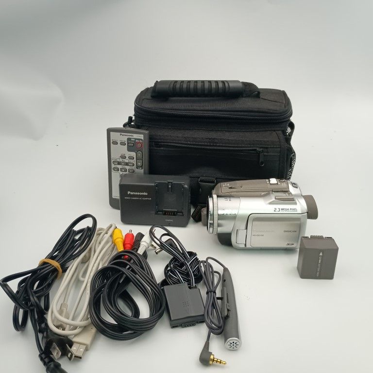 Panasonic NV-GS 150 LEICA DICDMAR Silver デジタルビデオカメラ