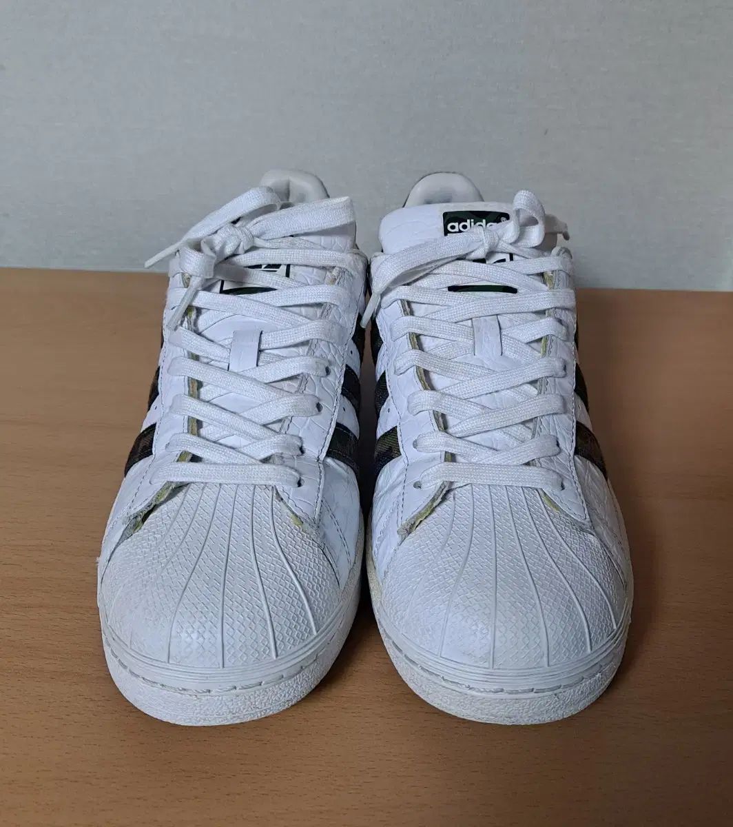 SUPERSTAR スニーカー