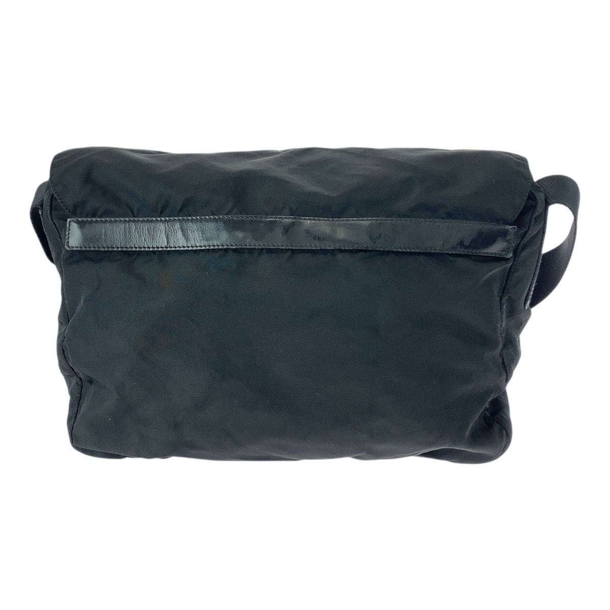 PRADA プラダ テスート 三角ロゴプレート ブラック 黒 シルバー金具