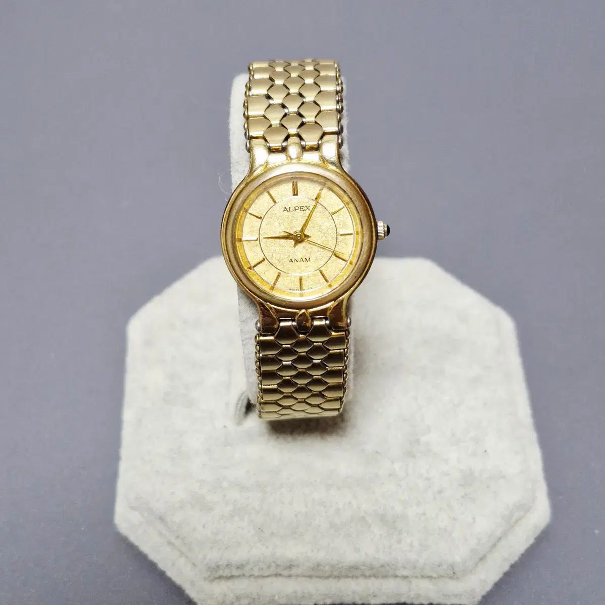 アナム アルペックス レディース ゴールド 時計