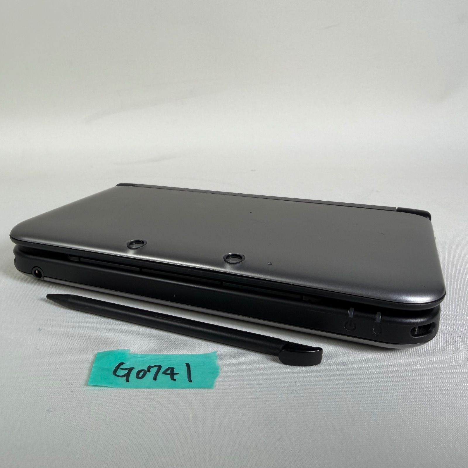 G 0741 ニンテンドー3 DS LL シルバー ブラック