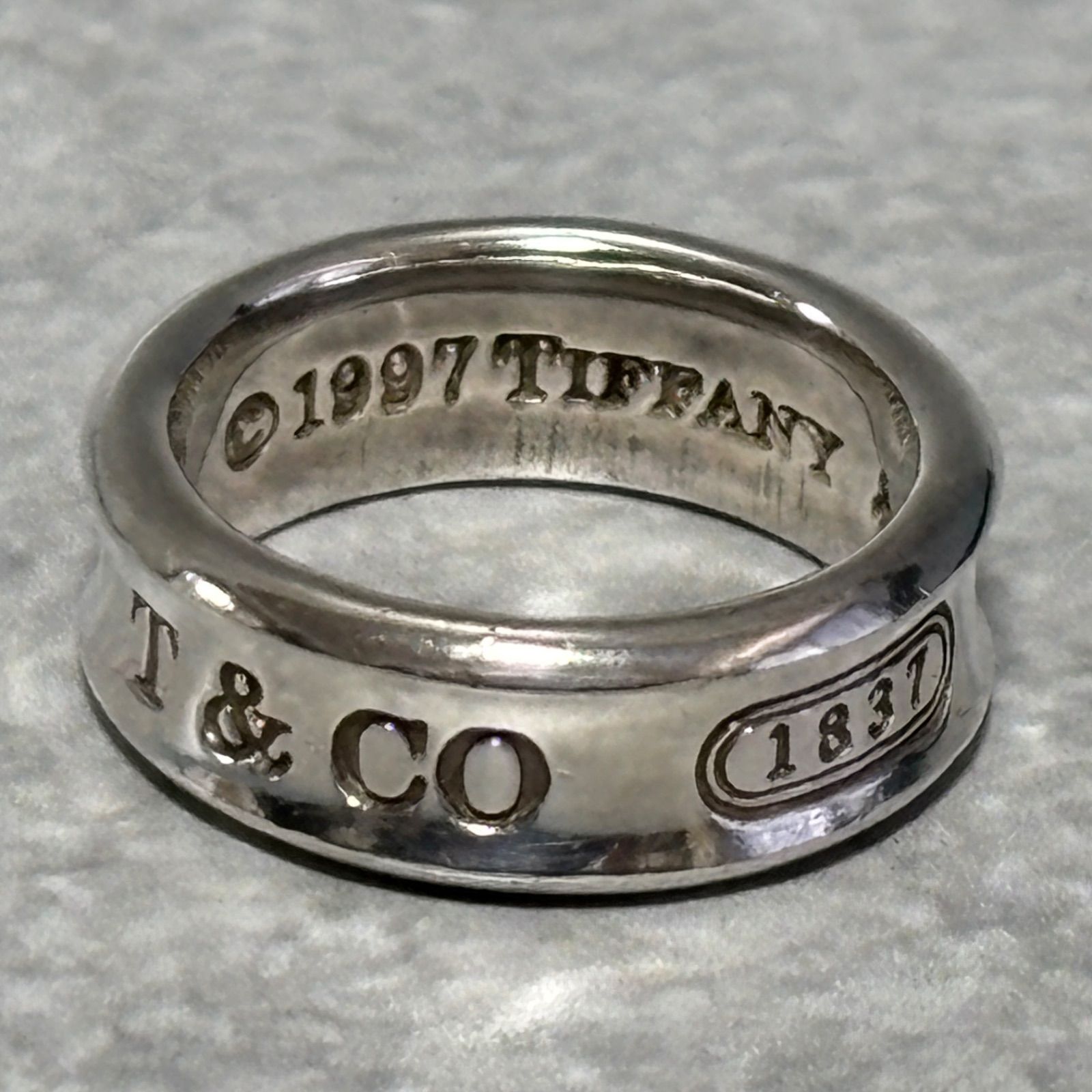 美品 ティファニー 1837 ナロー リング 約21号 1997 SV925 美品 ティファニー 1837 リング 21号 SV925 - メルカリ