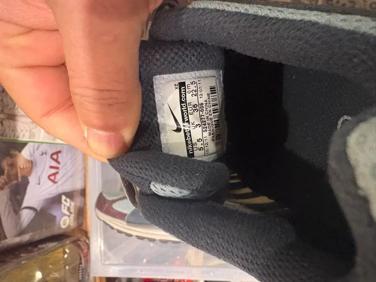  225 NIKE ギャクソウ ズームエリート スニーカー 靴