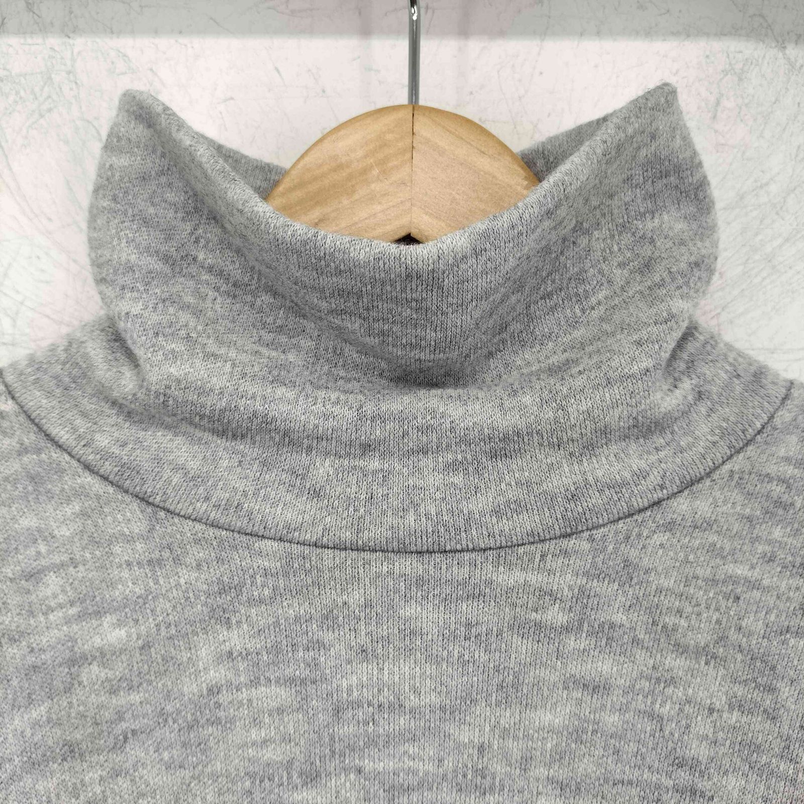 ケイスケカンダ keisuke kanda 手刷りタートルネックニット レディース