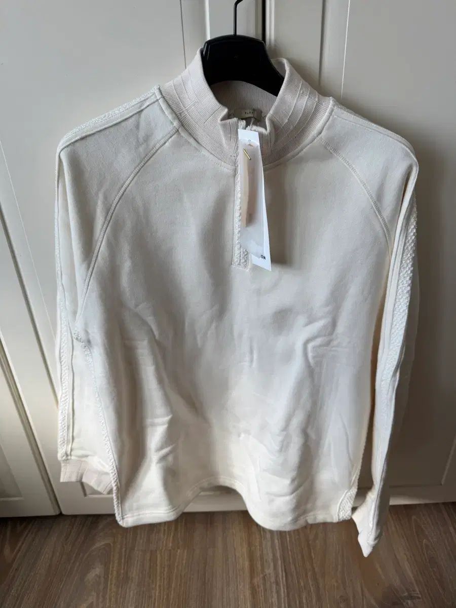 xlimハーフジップアップ 白 2