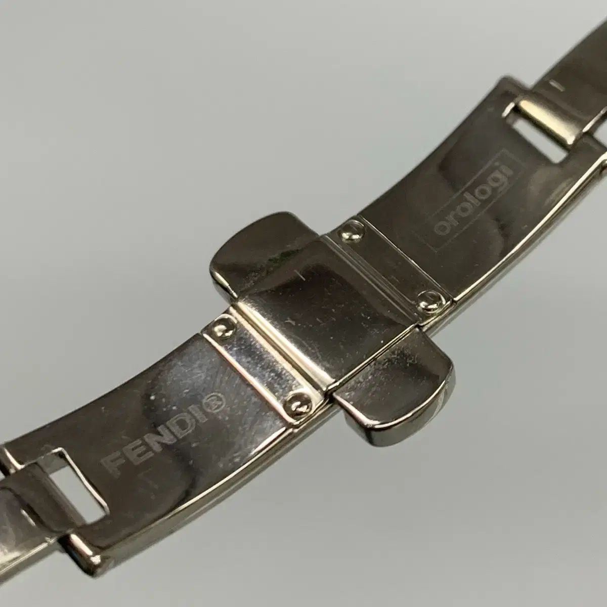 スチール クォーツ