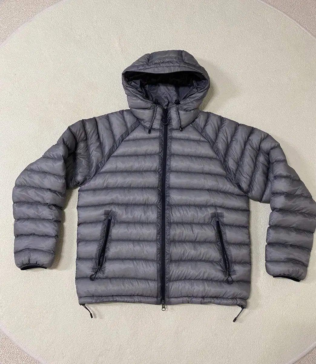 M スアレ シアーシェル 軽量ダウン グレー