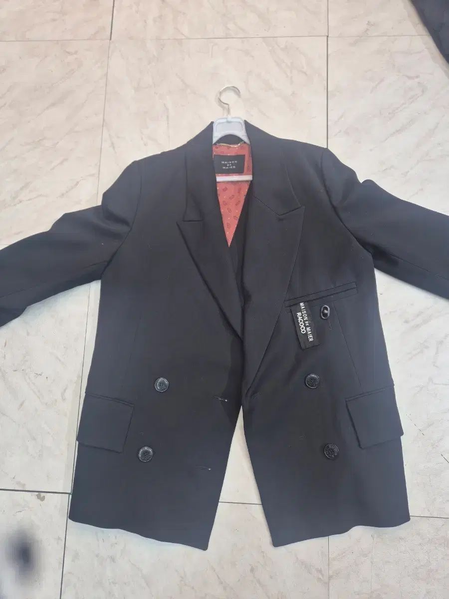 MAISON DE MAIER ブラック ダブル ボタン ジャケット