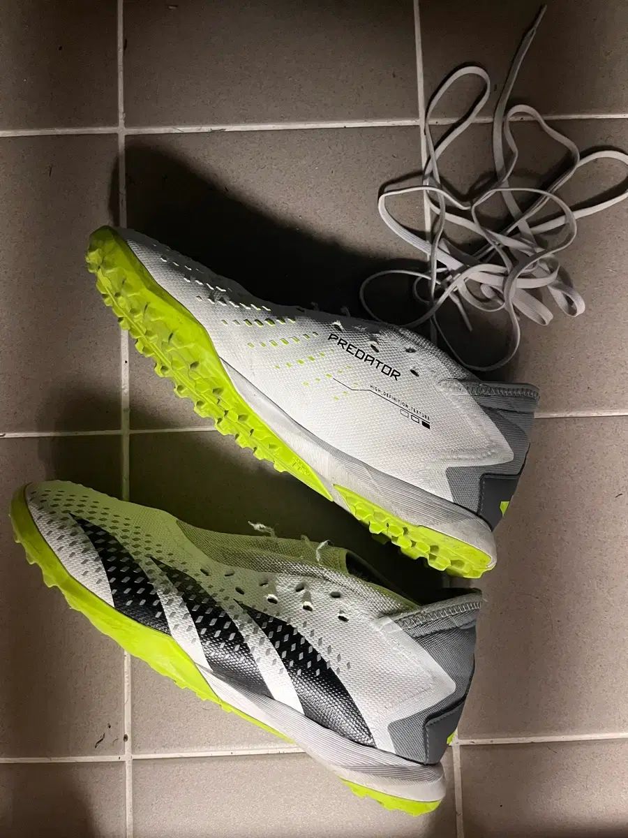 アディダス プレデター tf サッカーシューズ 270
