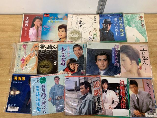 △01)【1点限り!】演歌・歌謡曲など EPレコードまとめ売り約140点大量