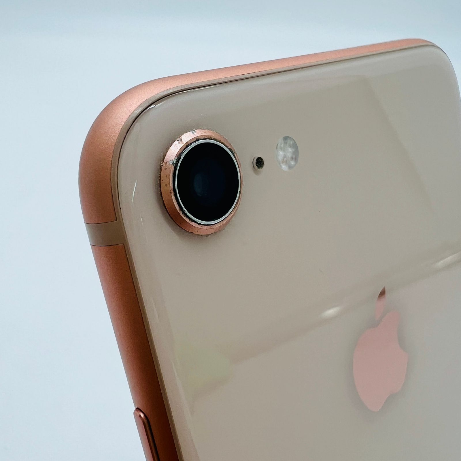 au iPhone8 64GB ゴールド MQ7A2J/A SIMロック解除済み 利用制限〇