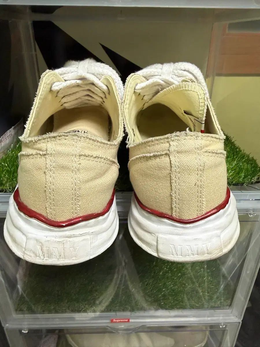 YASUHIRO メゾンミハラヤスヒロ