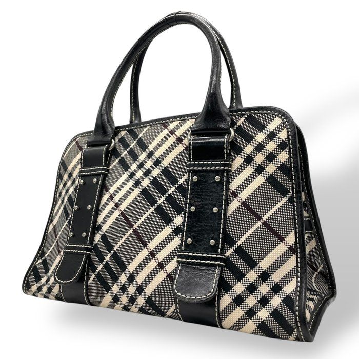 BURBERRY　ハンドバッグ　ノバチェック　トップハンドル　ホースロゴ　黒 BURBERRY ハンドバッグ ノバチェック トップハンドル ホースロゴ 黒