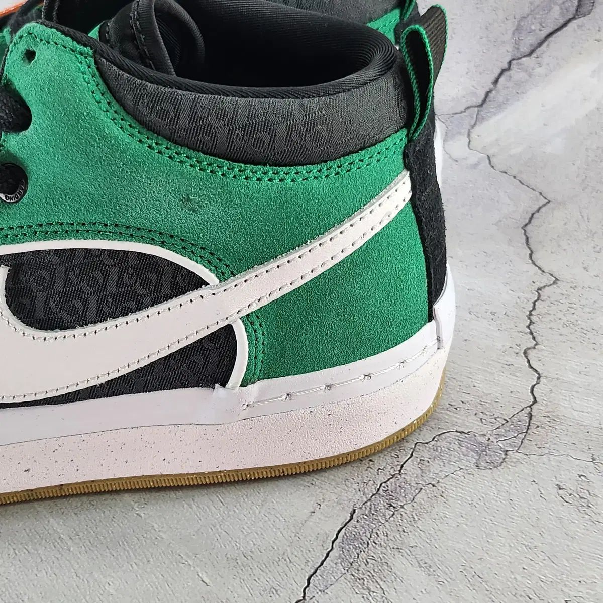  ナイキ 27.5 cm SB リアクト レオ DX 4361-301 スニーカー 靴