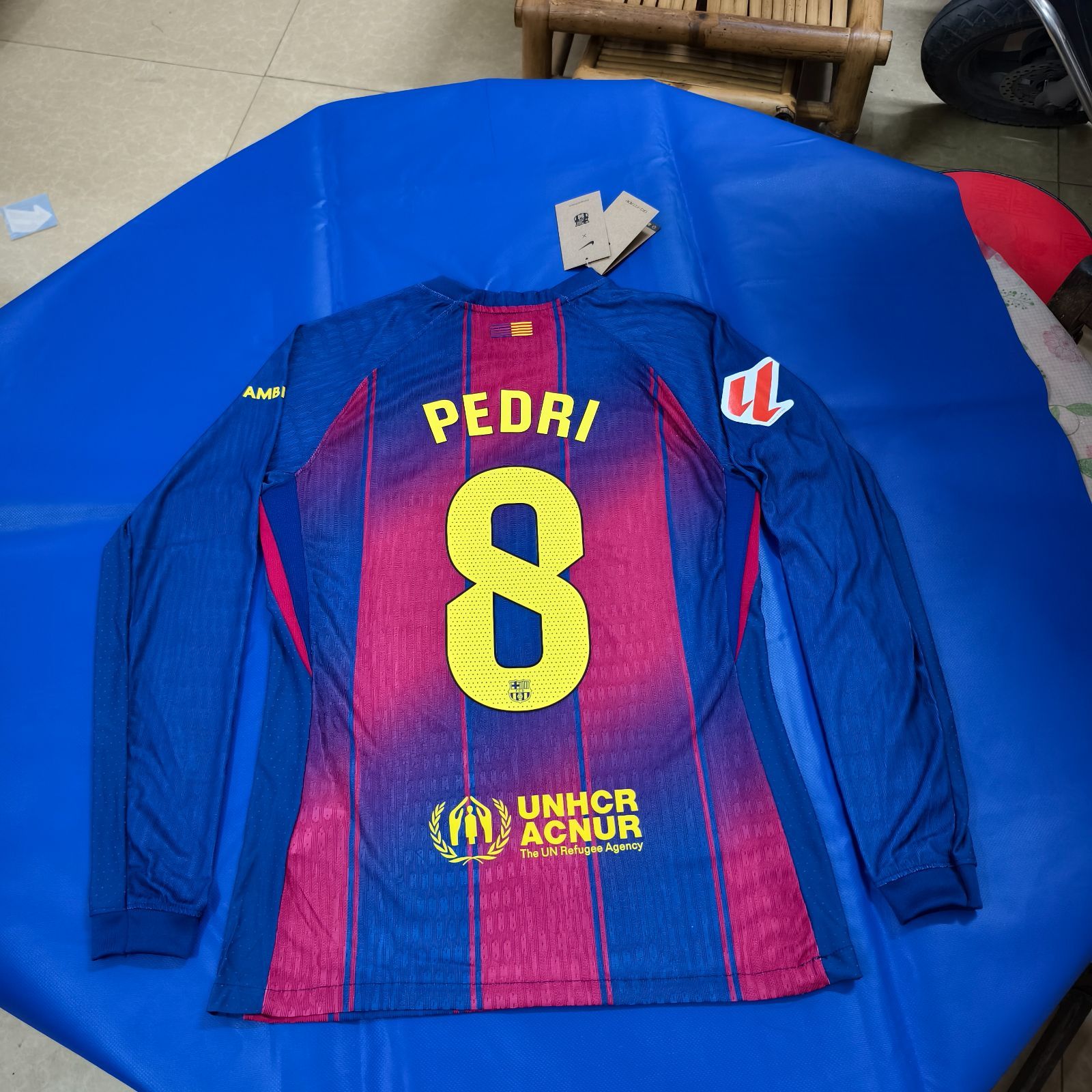 25-26 バルセロナユニフォーム　PEDRI 8番　　長袖 Sサイズ 25-26 バルセロナユニフォーム PEDRI 8番 長袖 Sサイズ 正規品] FC