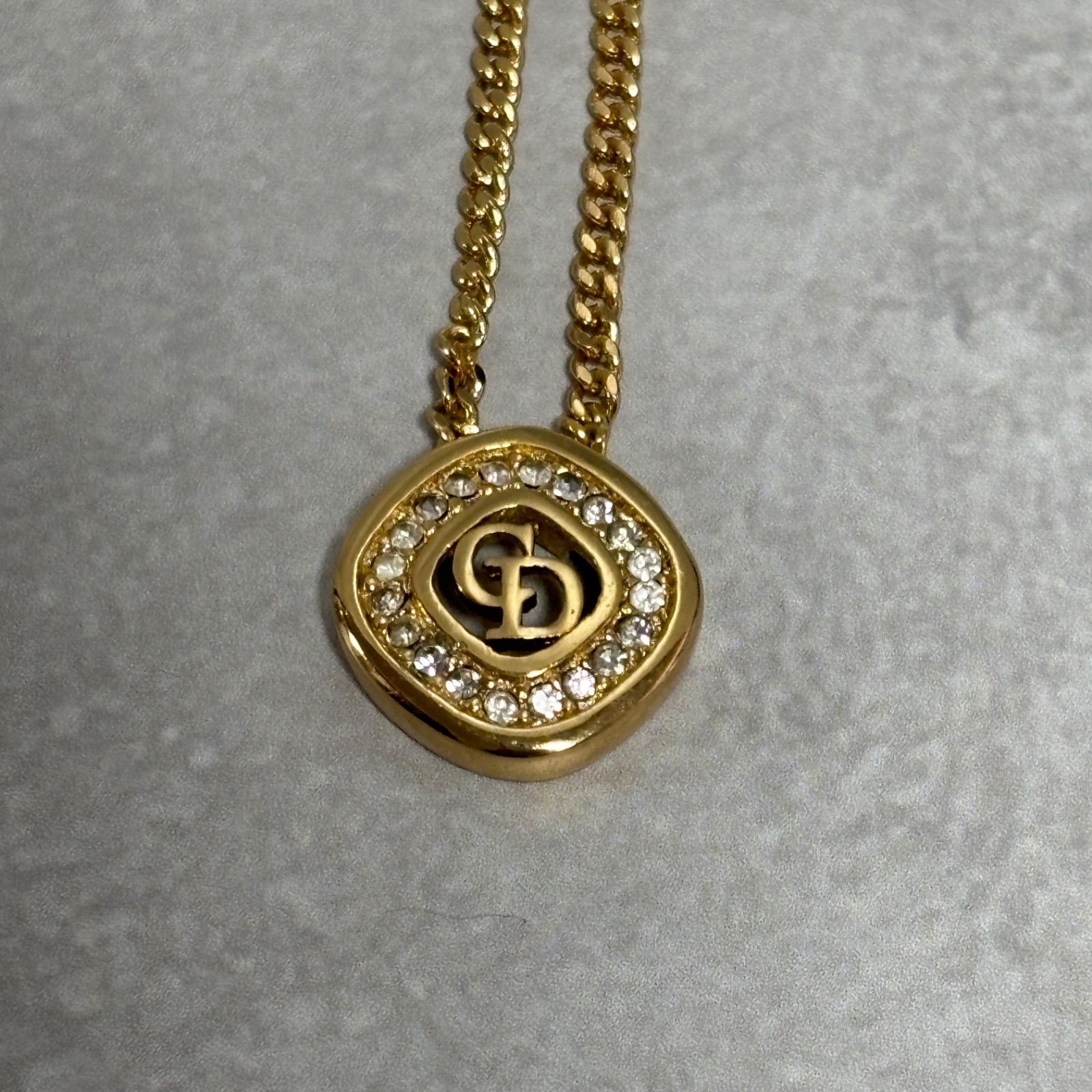 Christian Dior クリスチャンディオール ネックレス CDロゴ ゴールドカラー ラインストーン ヴィンテージ ペンダント チェーン アクセサリー レディース
