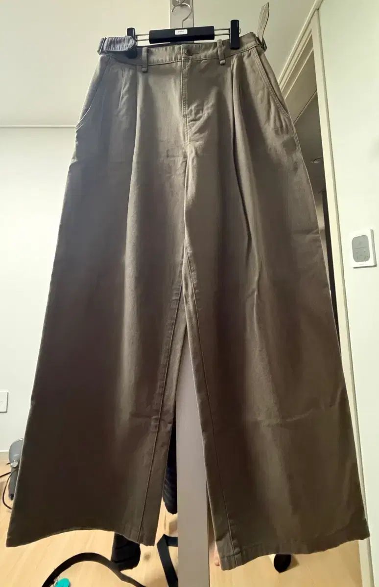 3 ポリテ루 ソ パンツ 3 0 カーキオリーブ soh メンズ ファッション