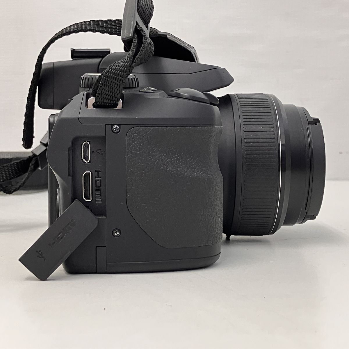 カメラ コンデジ