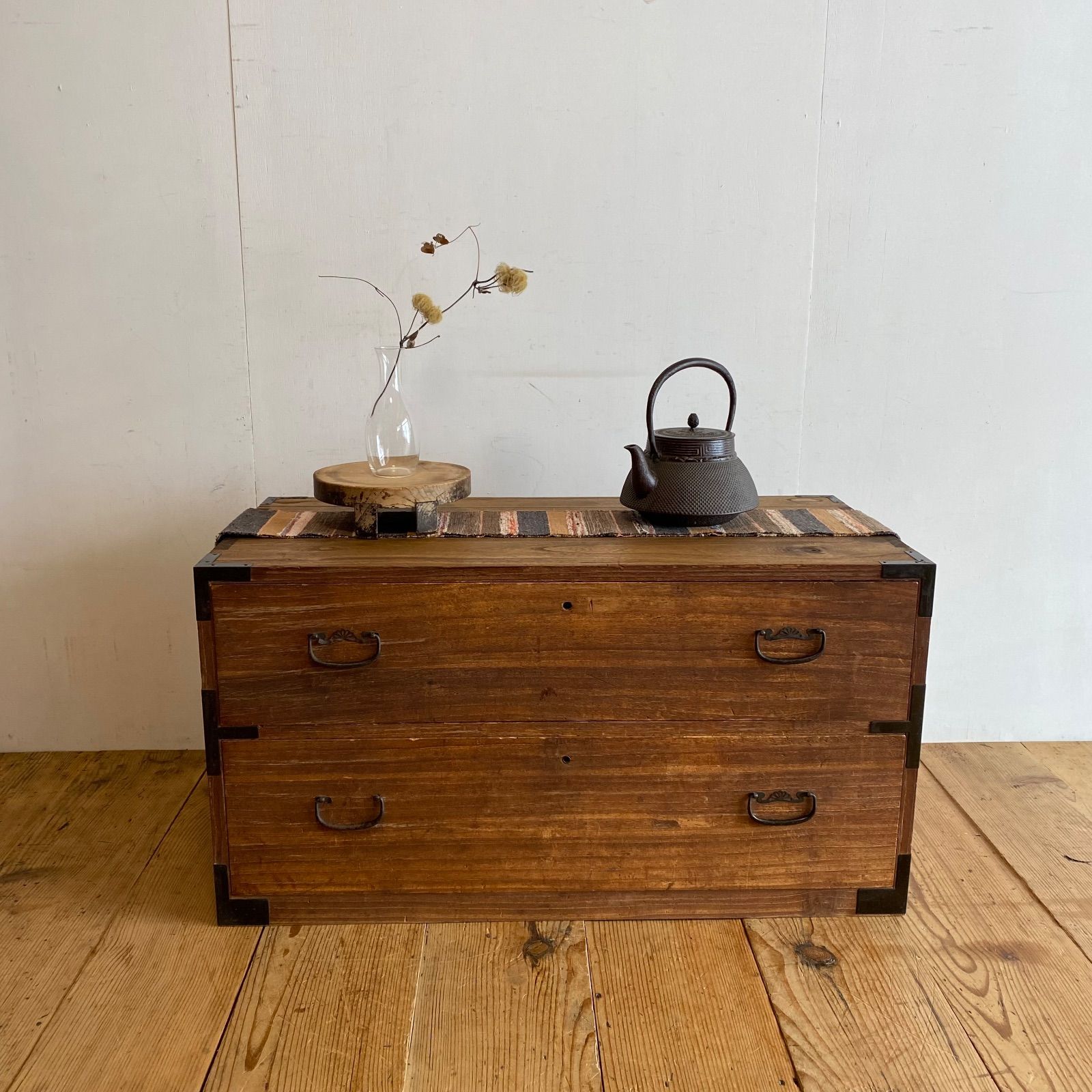 アンティーク 箪笥 チェスト 引き戸 テレビ台 無垢材 ローボード 昭和レトロ アンティーク チェスト 箪笥 ローボード テレビ台 昭和レトロ 古家具