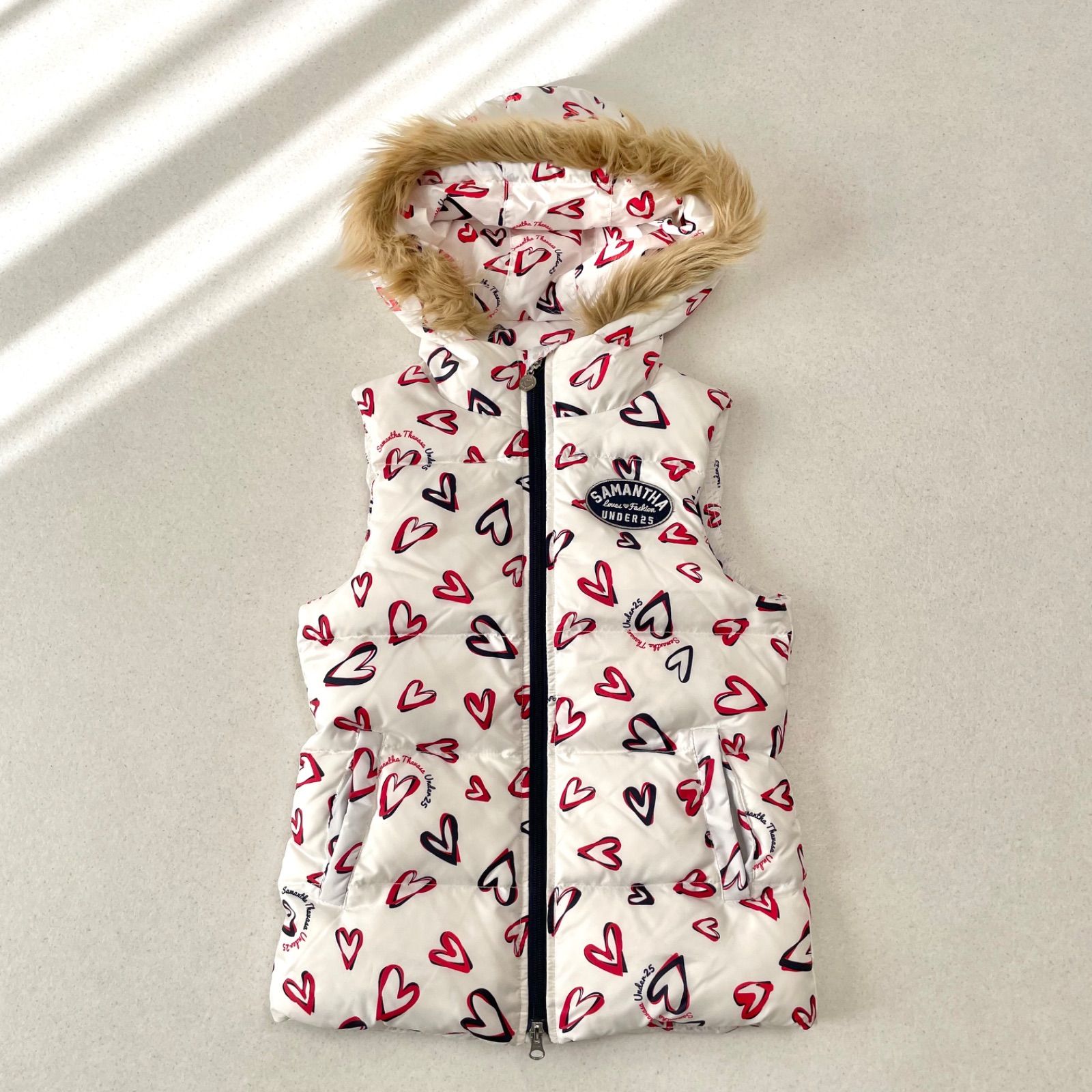 新品　タグ付き　サマンサタバサ ゴルフ　UNDER25 ベスト Samantha Thavasa UNDER25 / サマンサタバサ アンダー25 ハート柄