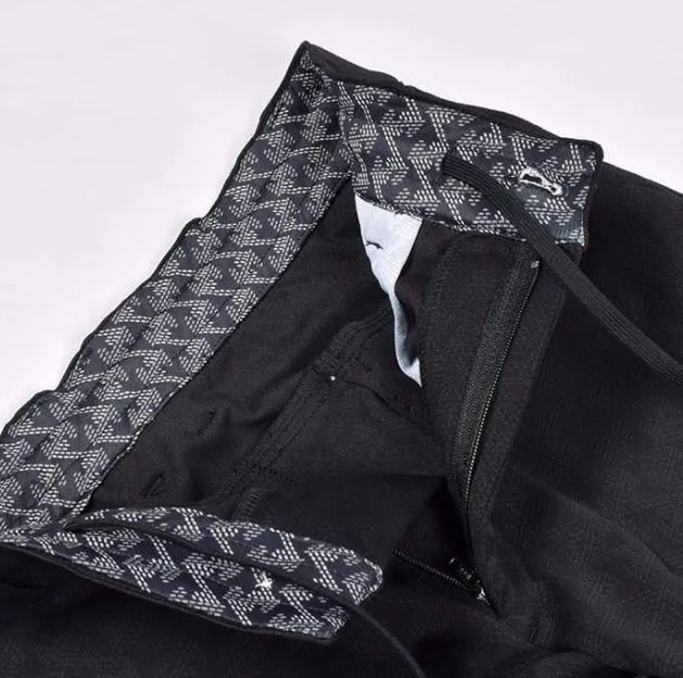 ResurrectionセットアップGMジャガードプルオーバー&ジョガーパンツ ResurrectionセットアップGMジャガードプルオーバー&ジョガーパンツ