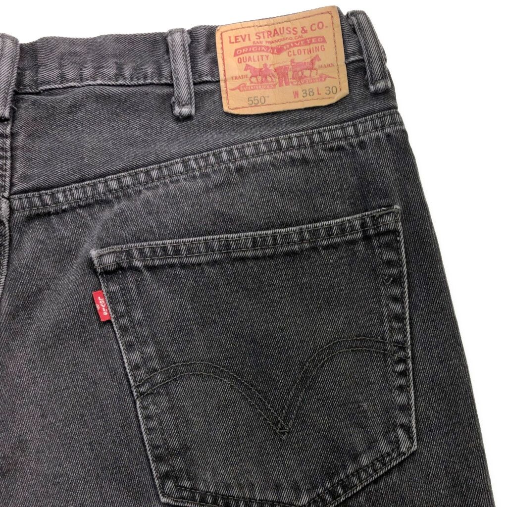 Levi's リーバイス 550 デニムパンツ ブラック(メンズ W38 L30)中古