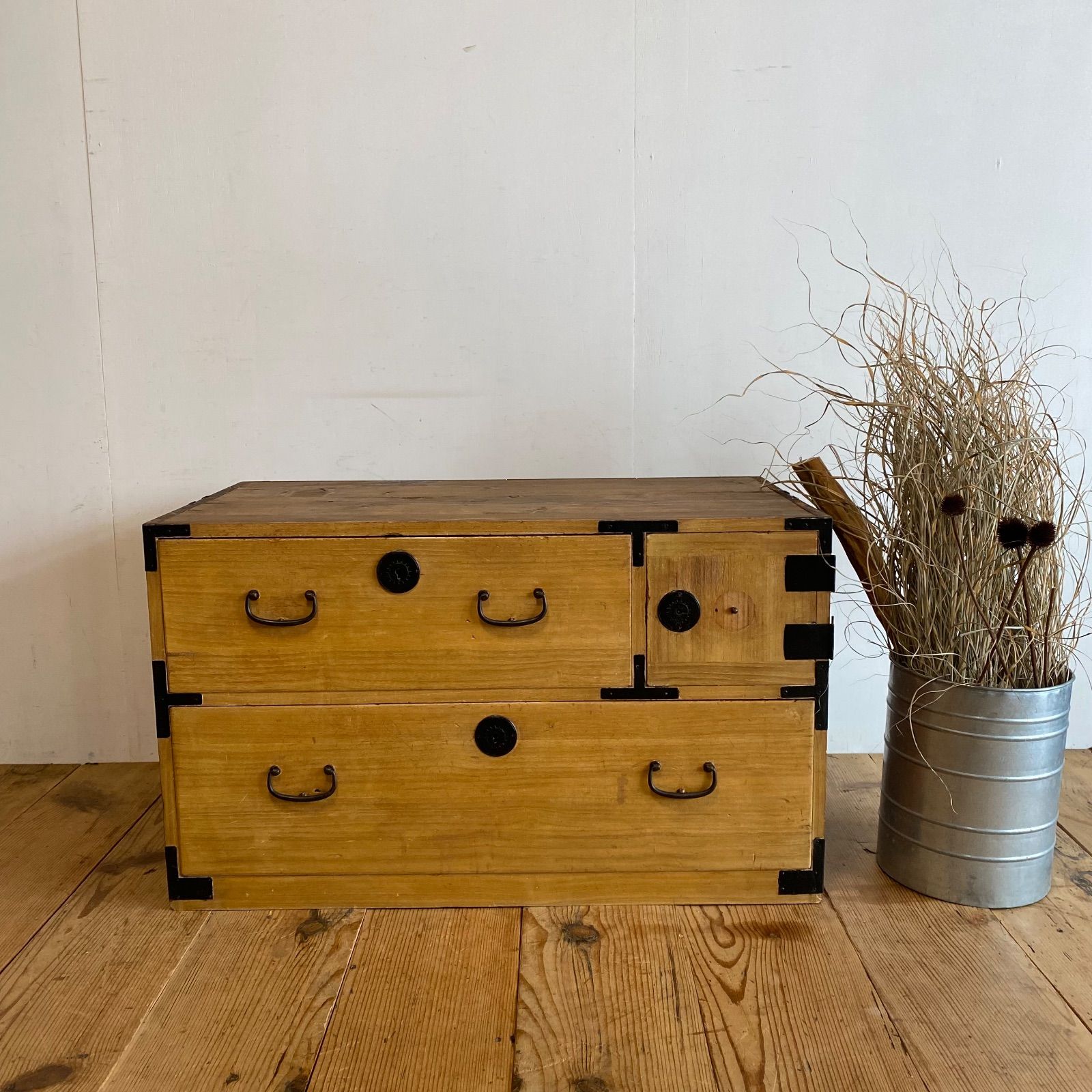 専用 アンティーク チェスト 箪笥 ローボード テレビ台 昭和レトロ z771 アンティーク チェスト 箪笥 ローボード テレビ台 昭和レトロ 古家具