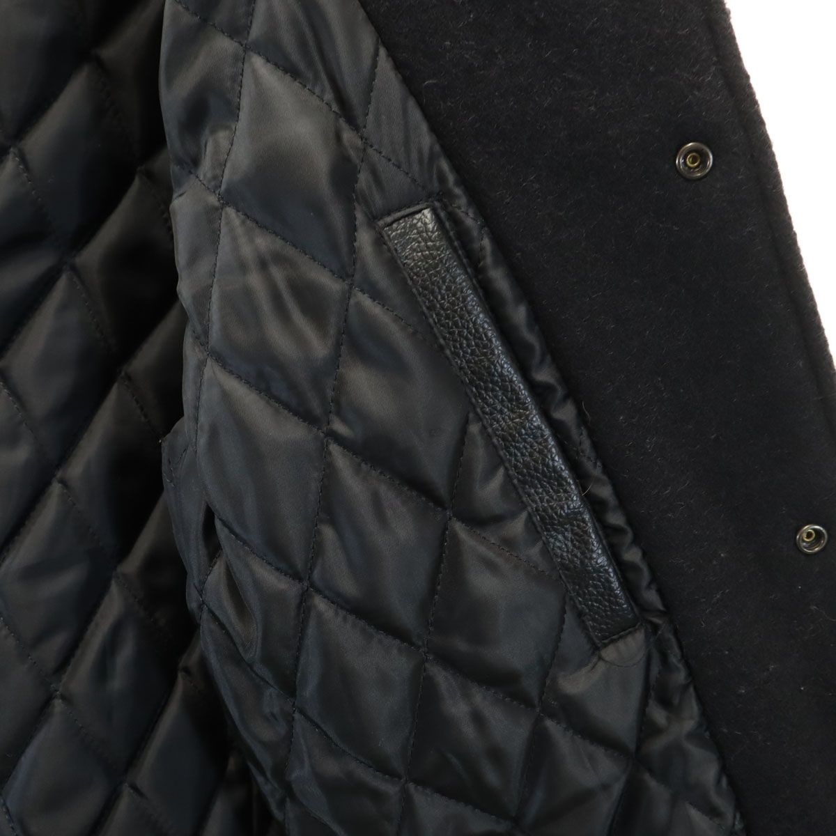 【羊革】ユナイテッドアローズ スタジャン 袖レザー 切替 キルティング 黒 M 1200025F1209_l1_a020.jpg