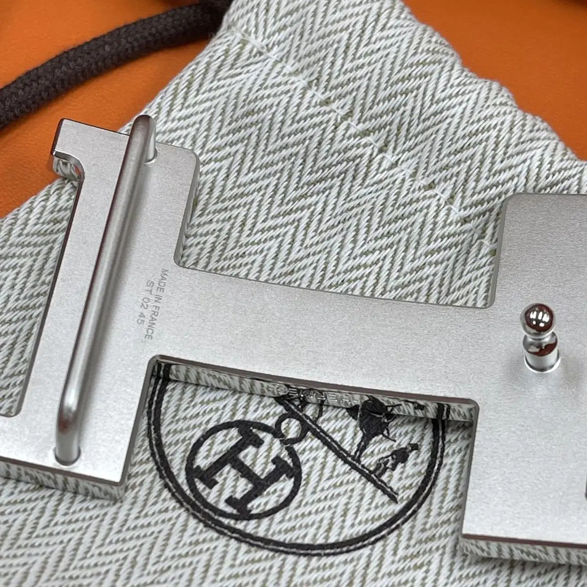 HERMES エルメスHベルト リバーシブル 95 シルバー HERMES エルメスHベルト リバーシブル 95 シルバー