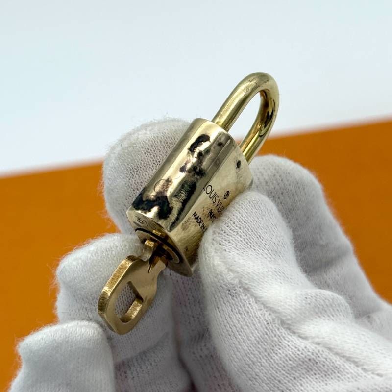 ルイヴィトン 正規 南京錠 パドロック カデナ キー セット 鍵付き