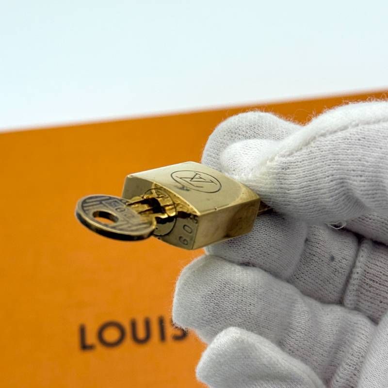 美品 ルイヴィトン 正規 南京錠 パドロック カデナ キー セット 鍵付き